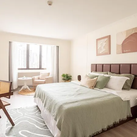 Bua Suite Sukhumvit, Nana Bts Bangkok Exterior photo